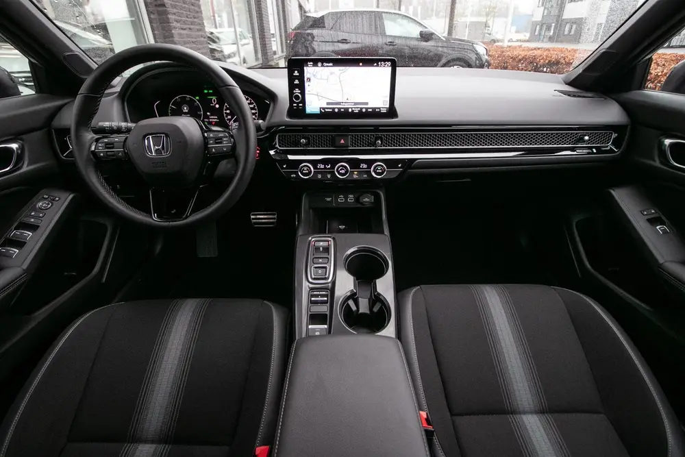 Honda Civic 2.0 e:HEV Sport uit 2025, foto 15
