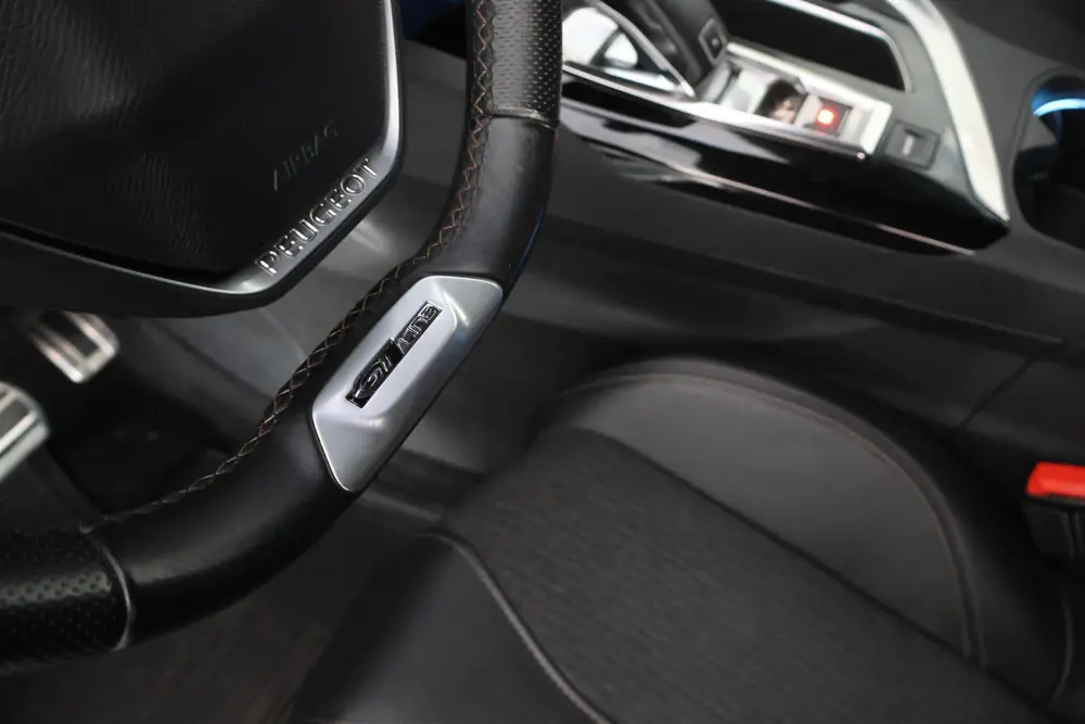 Peugeot 3008 1.2T Aut. Crossway FULL LED | STOELVERW | 360 C uit 2019, foto 18