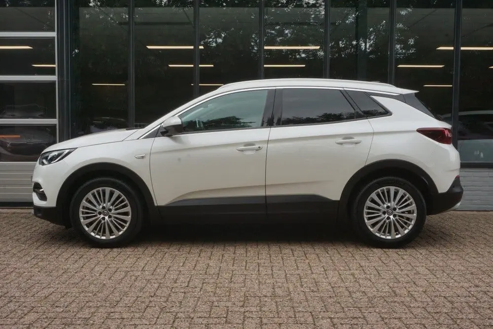 Opel Grandland X 1.2 Turbo Business Executive Trekhaak uit 2019, foto 3