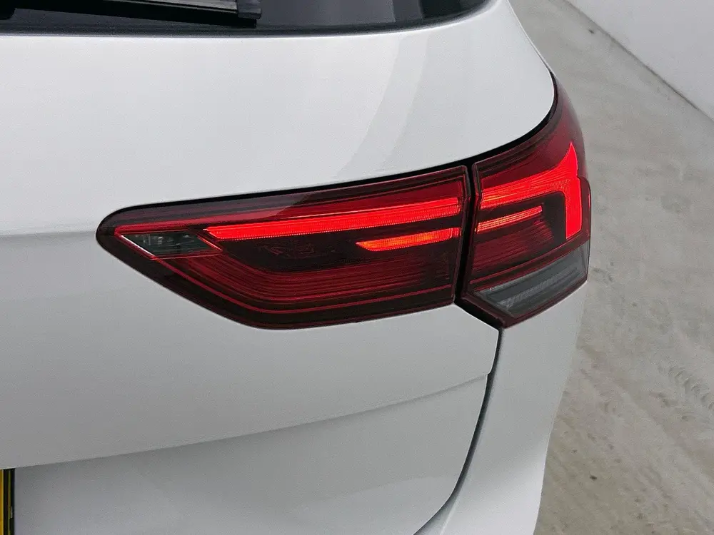 Volkswagen Golf Variant 1.0 TSI Life CARPLAY | AD-CRUISE | V uit 2023, foto 17