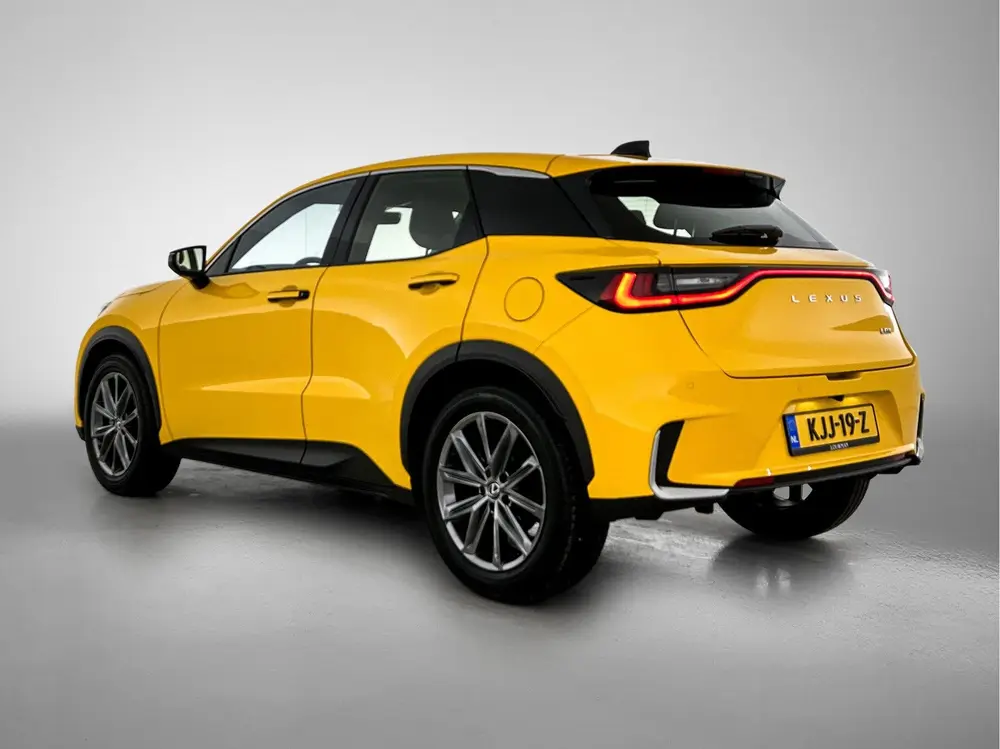 Lexus LBX Relax uit 2024, foto 14