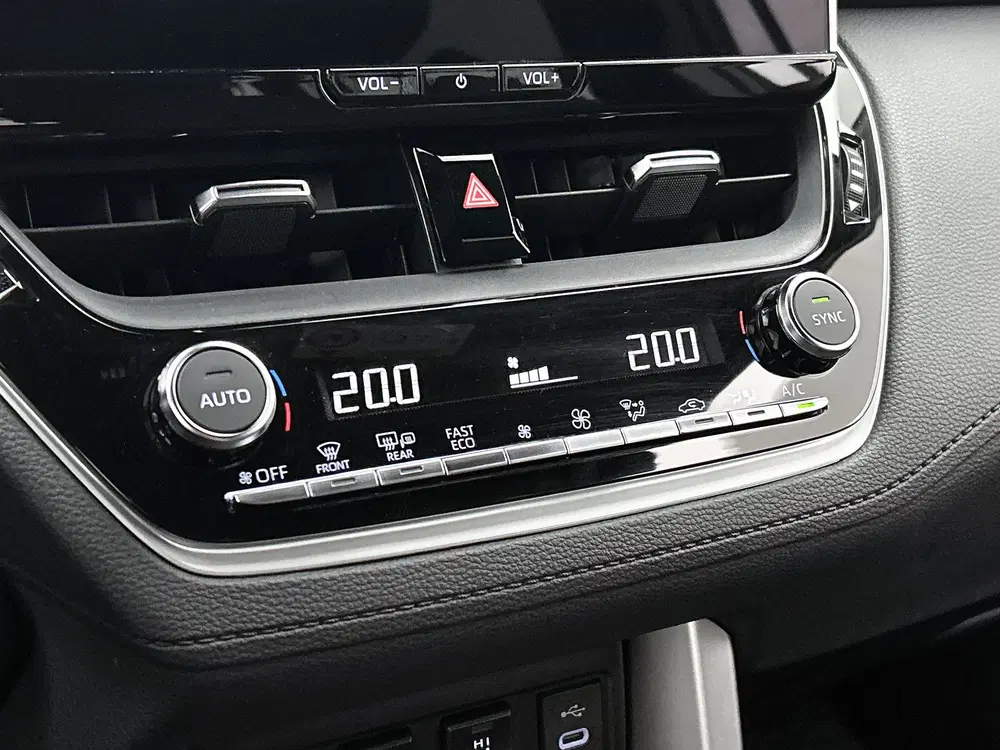 Toyota Corolla Cross Hybrid 140 Dynamic + uit 2024, foto 11