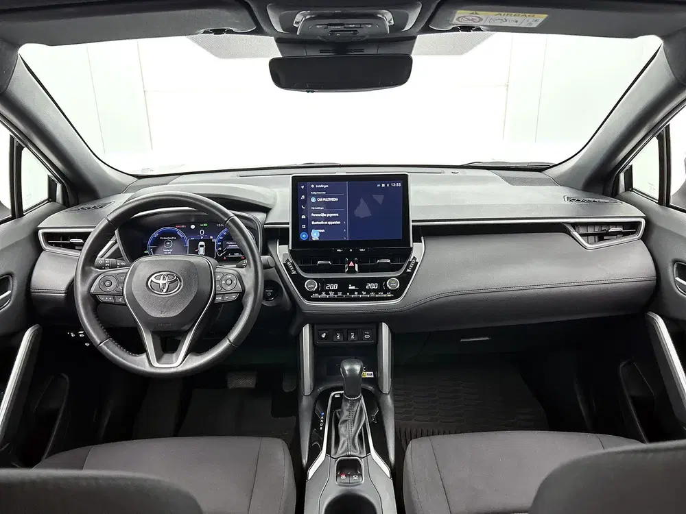 Toyota Corolla Cross Hybrid 140 Dynamic + uit 2024, foto 4