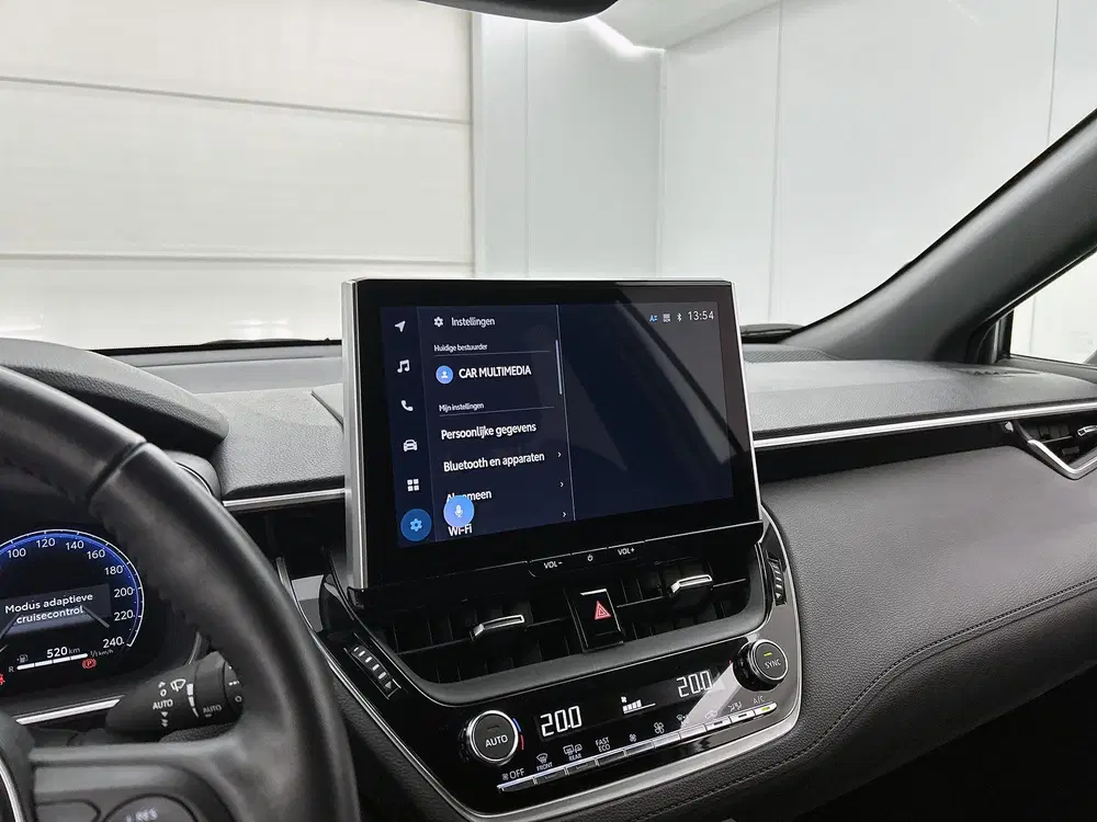 Toyota Corolla Cross Hybrid 140 Dynamic + uit 2024, foto 9