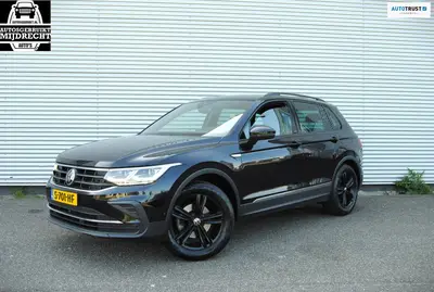 Volkswagen TIGUAN 1.5 TSI Elegance / Navi / Cruise / Led / T uit 2021