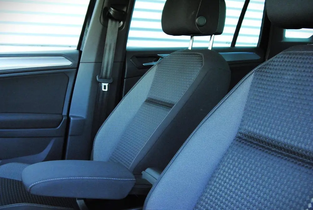 Volkswagen TIGUAN 1.5 TSI Elegance / Navi / Cruise / Led / T uit 2021, foto 19