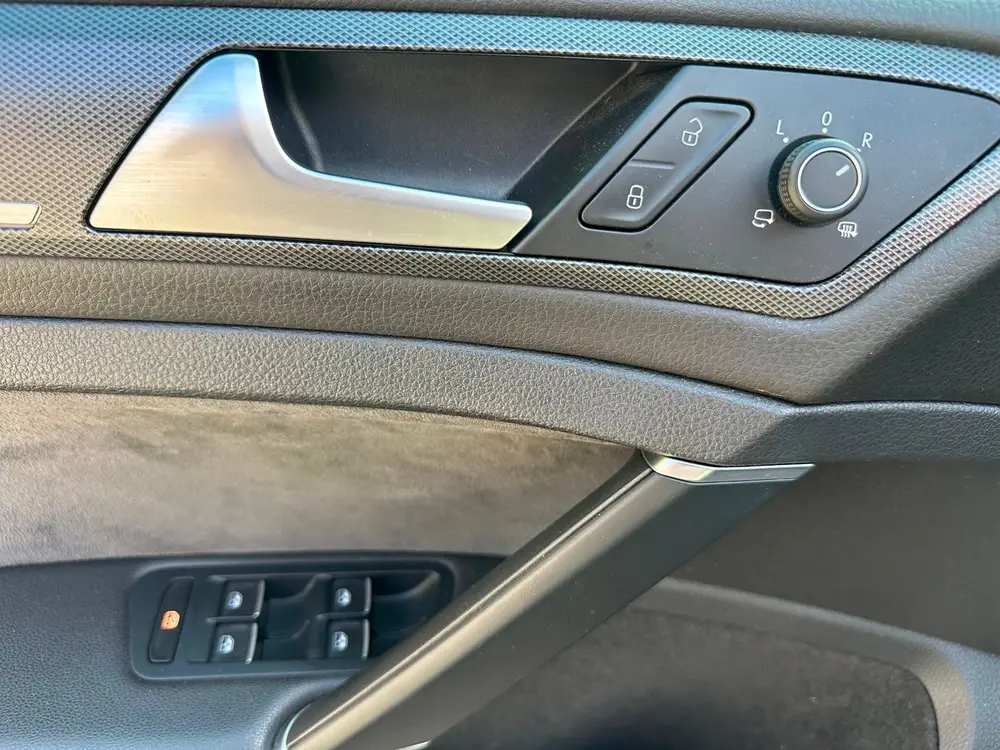 Volkswagen Golf 2.0 TSI GTI TCR Aut Clima Cruise Navi Dak Ak uit 2019, foto 12