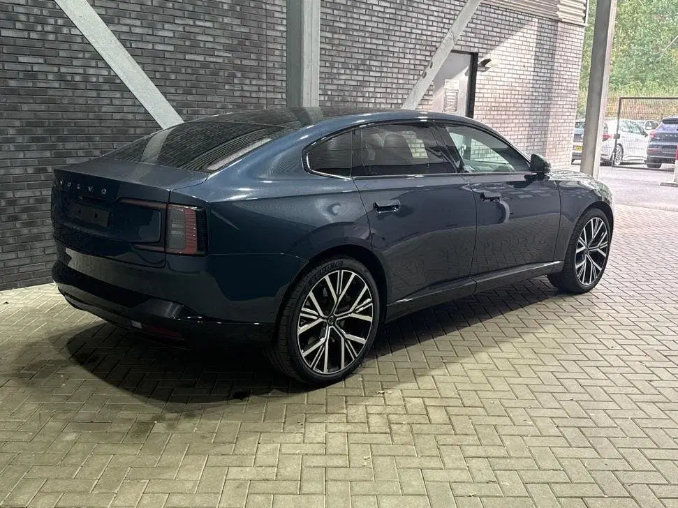 Volvo ES90 Single Motor Extended Range Ultra 92 kWh uit 2026, foto 2