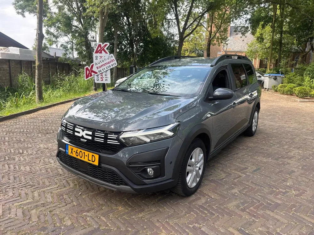 Dacia Jogger 1.0 TCe LPG Expression. uit 2023
