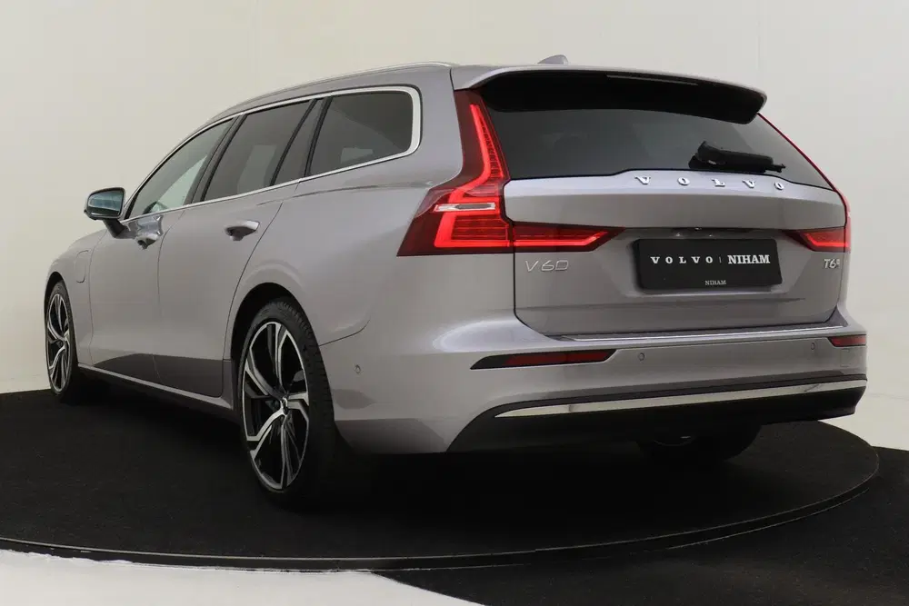 Volvo V60 T6 PLUG-IN HYBRID AWD ULTRA BRIGHT *UNIEK uit 2025, foto 5