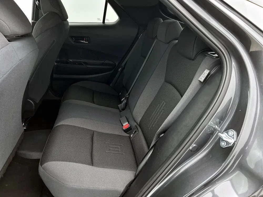 Toyota C-Hr 2.0 Plug-in Hybrid 220 Dynamic uit 2025, foto 17