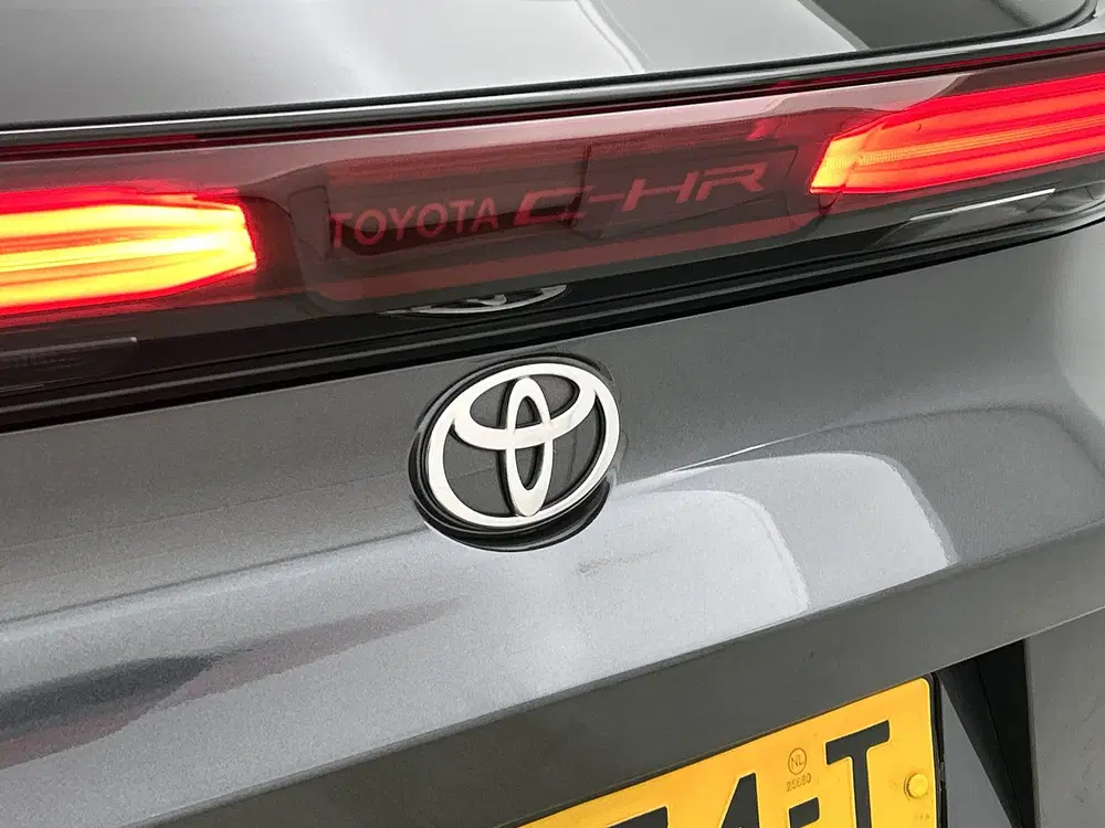 Toyota C-Hr 2.0 Plug-in Hybrid 220 Dynamic uit 2025, foto 20