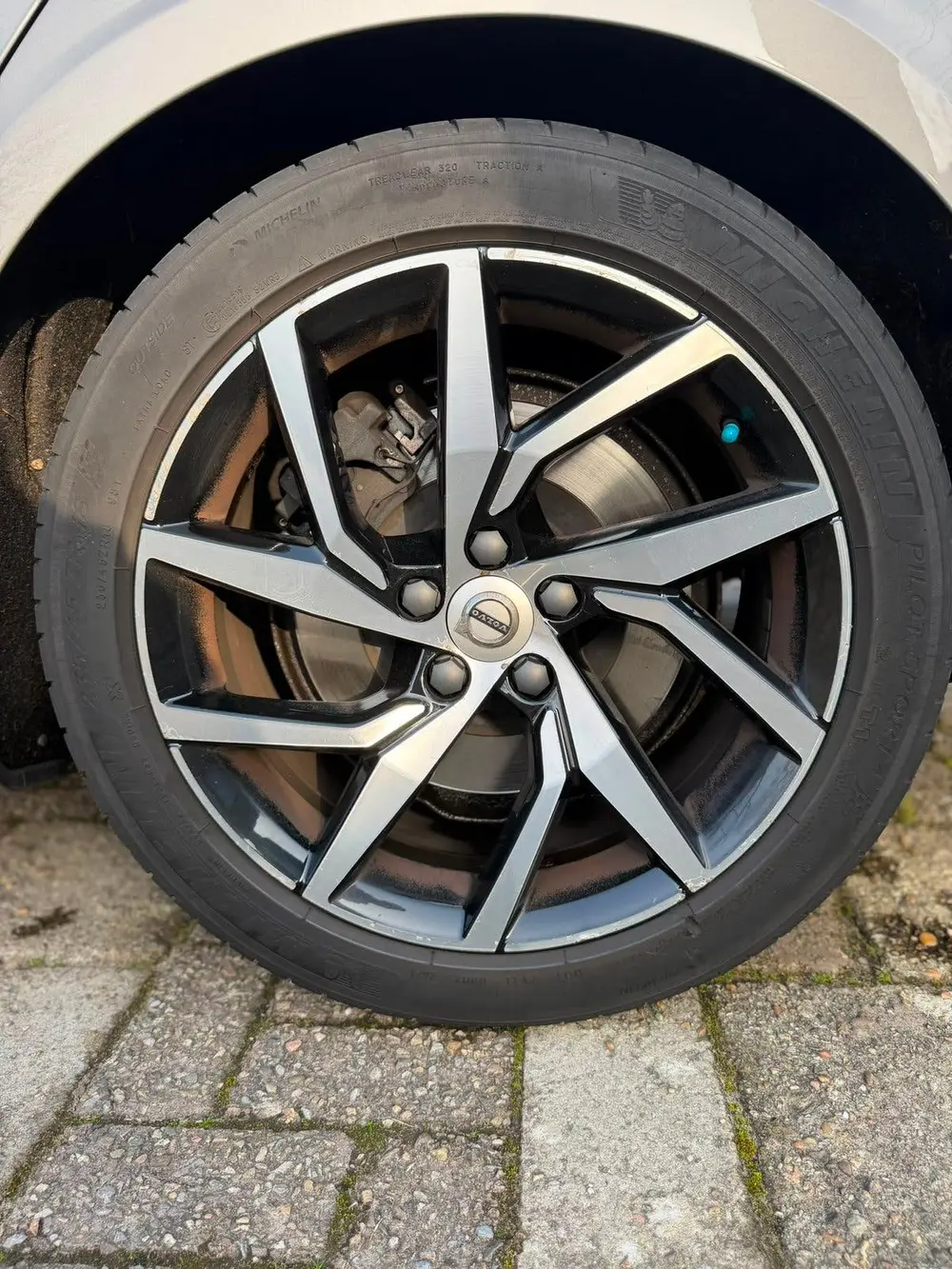 Volvo V60 T5 250pk Geartronic 2019 Grijs uit 2019, foto 13