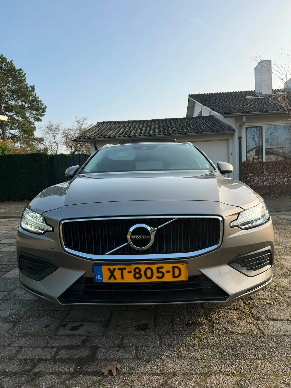 Volvo V60 T5 250pk Geartronic 2019 Grijs uit 2019, foto 4