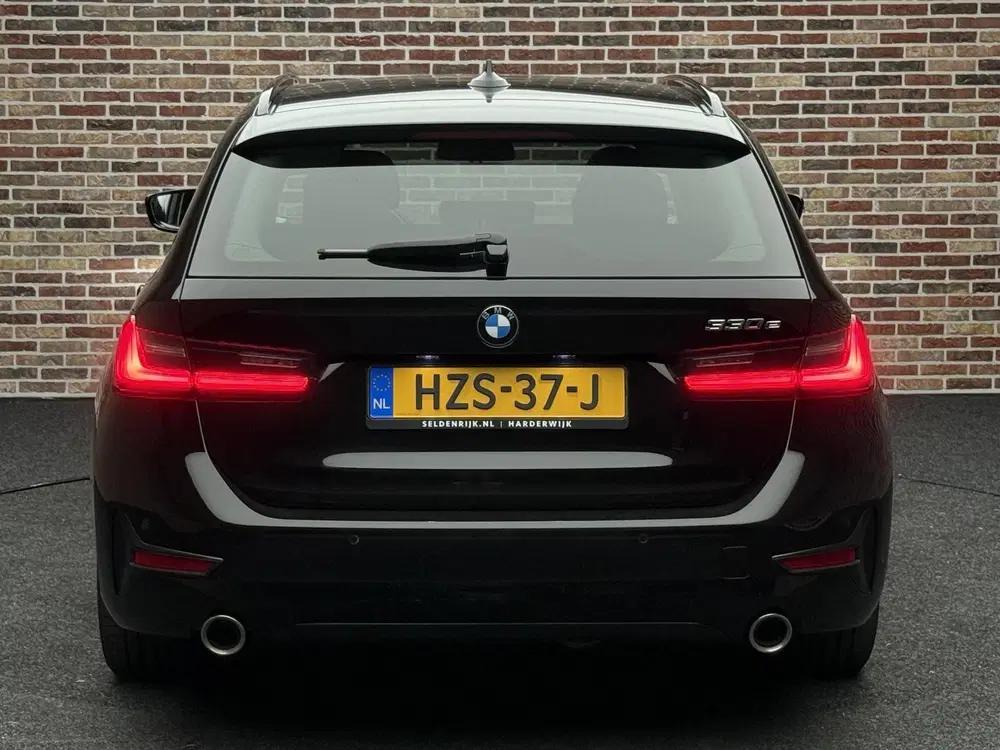 BMW 3-serie 330e Business Edition Plus uit 2021, foto 6