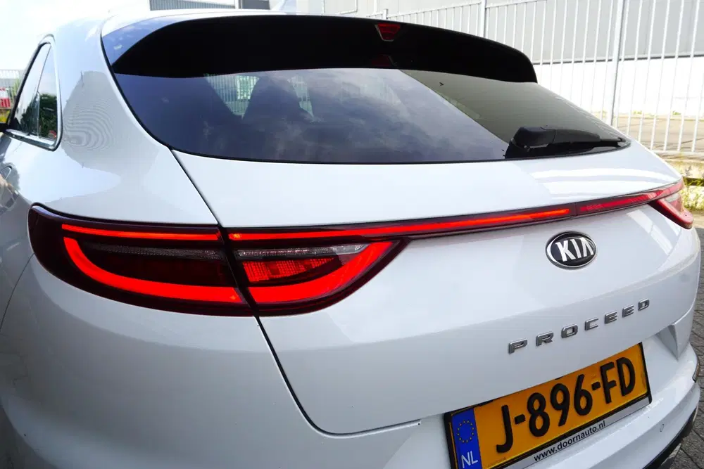 Kia ProCeed 1.0 T-GDI GT-Line uit 2020, foto 12