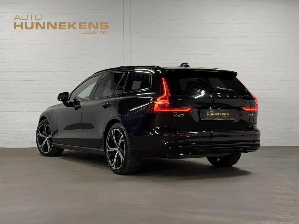 Volvo V60 2.0 T6 Plug-in hybrid AWD Plus Dark Open d uit 2025, foto 6
