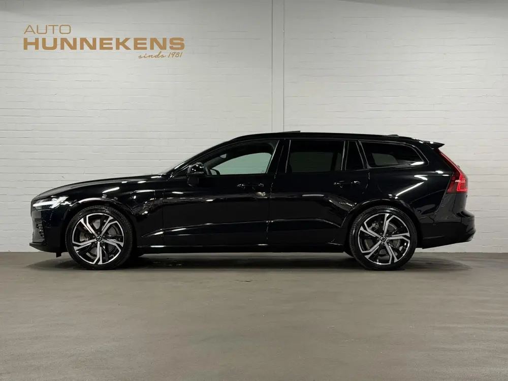 Volvo V60 2.0 T6 Plug-in hybrid AWD Plus Dark Open d uit 2025, foto 7