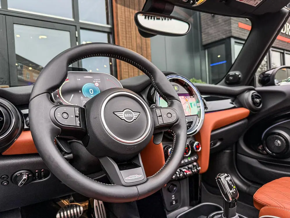 Mini Cabrio 2.0 John Cooper Works JCW Pack F1 aut 231p uit 2023, foto 8