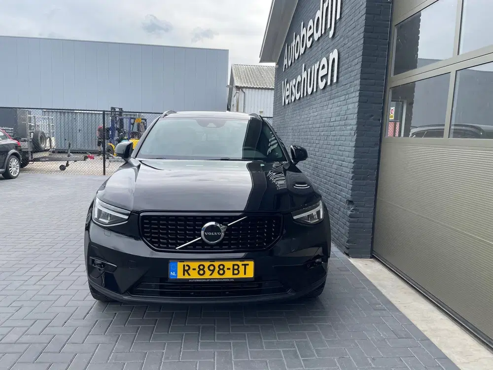 Volvo XC40 1.5 T5 Recharge Dark pano trekhaak stoelve uit 2022, foto 2