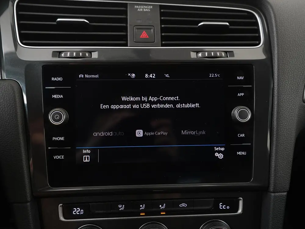 Volkswagen E-Golf E-DITION | SOH 90% | Digital Cockpit | Cru uit 2020, foto 18