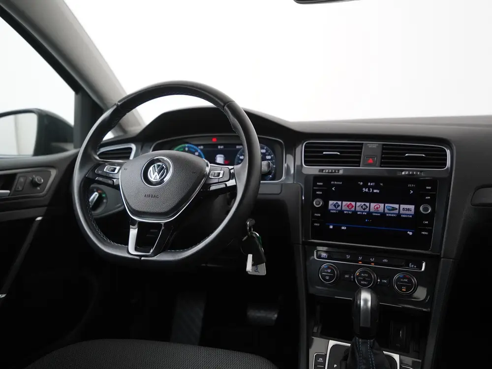 Volkswagen E-Golf E-DITION | SOH 90% | Digital Cockpit | Cru uit 2020, foto 6