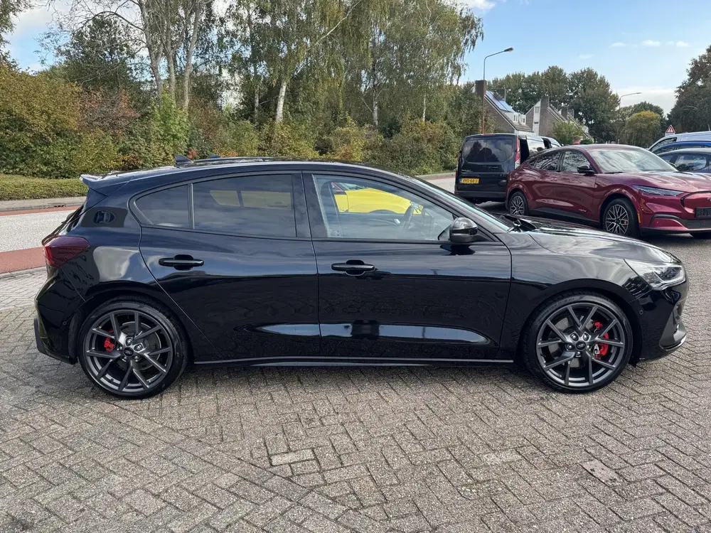 Ford Focus 2.3 EcoBoost ST-3 uit 2023, foto 10