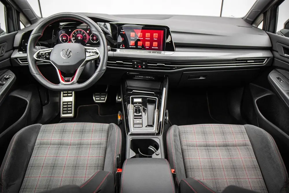 Volkswagen Golf GTI 2.0 TSI 245pk DSG | Panoramadak | Adapti uit 2024, foto 5