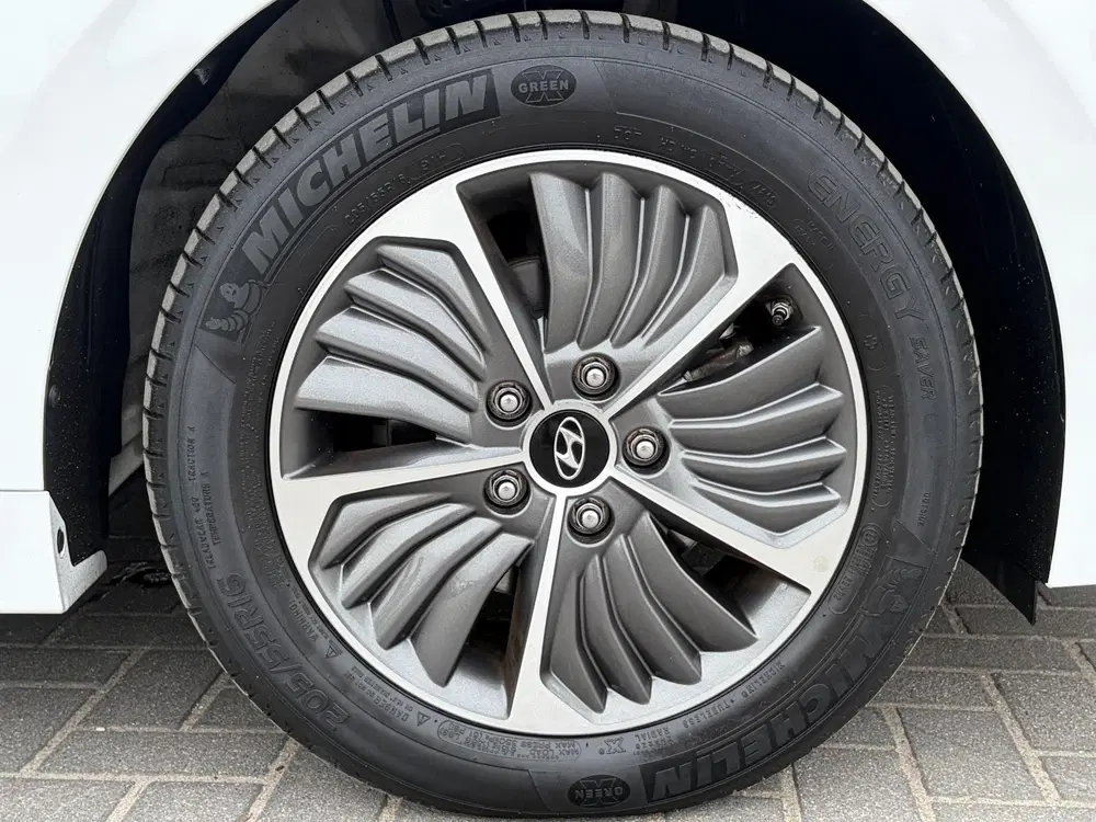 Hyundai IONIQ 1.6 GDi Comfort uit 2021, foto 13