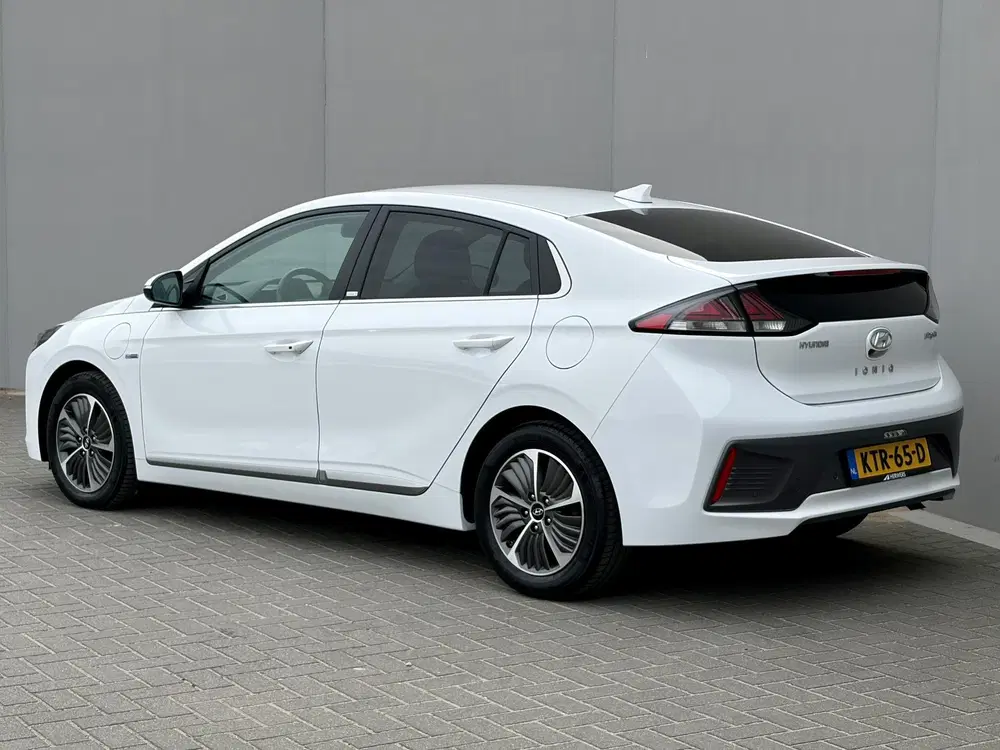 Hyundai IONIQ 1.6 GDi Comfort uit 2021, foto 18