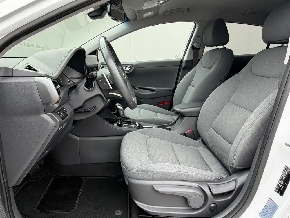 Hyundai IONIQ 1.6 GDi Comfort uit 2021, foto 6
