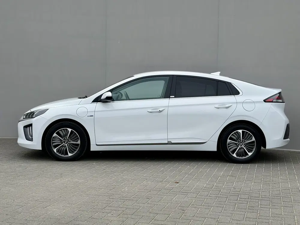 Hyundai IONIQ 1.6 GDi Comfort uit 2021, foto 8