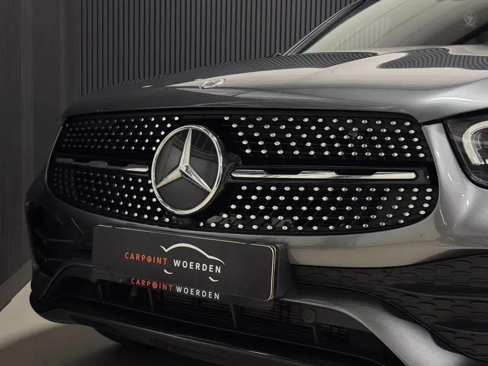 Mercedes-Benz GLC 200 4MATIC AMG uit 2022, foto 12