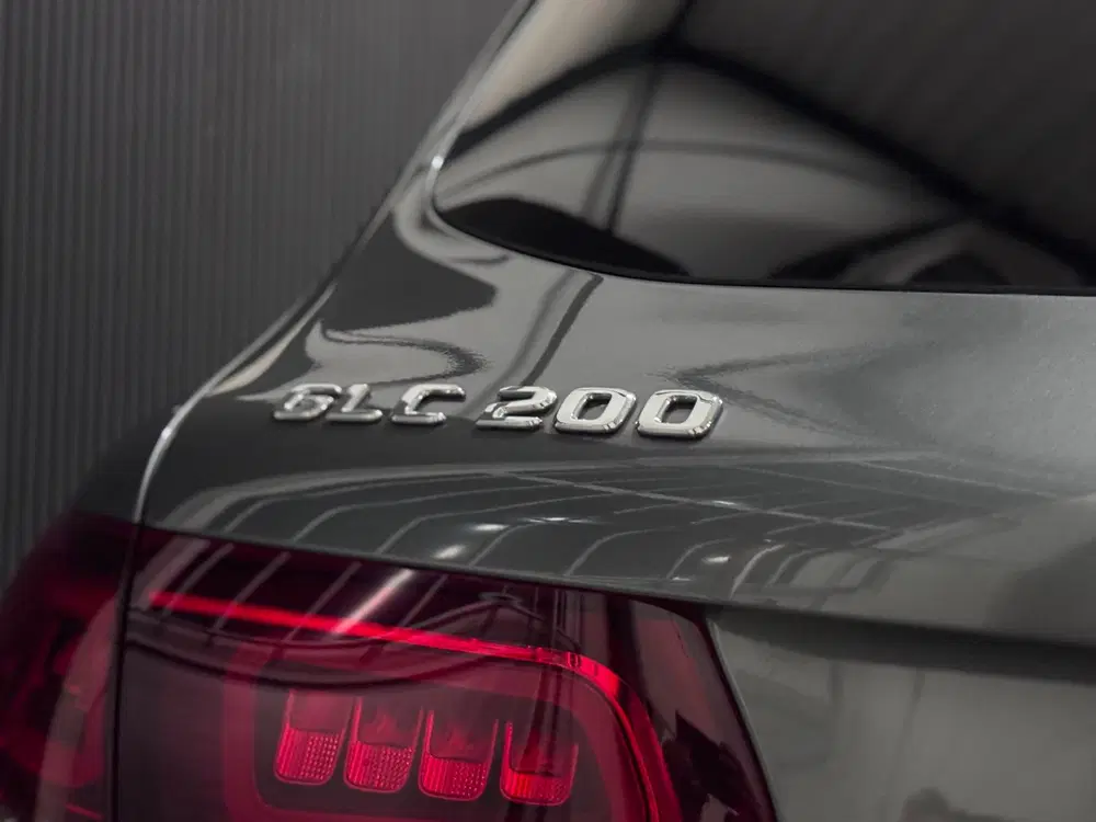 Mercedes-Benz GLC 200 4MATIC AMG uit 2022, foto 17