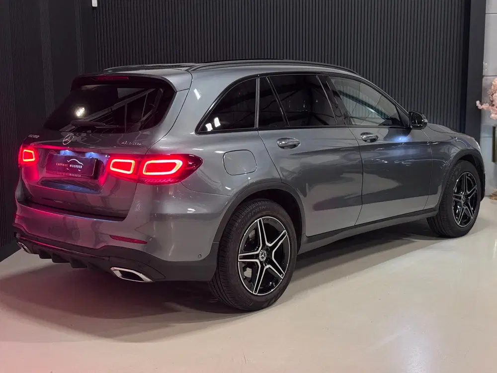Mercedes-Benz GLC 200 4MATIC AMG uit 2022, foto 19