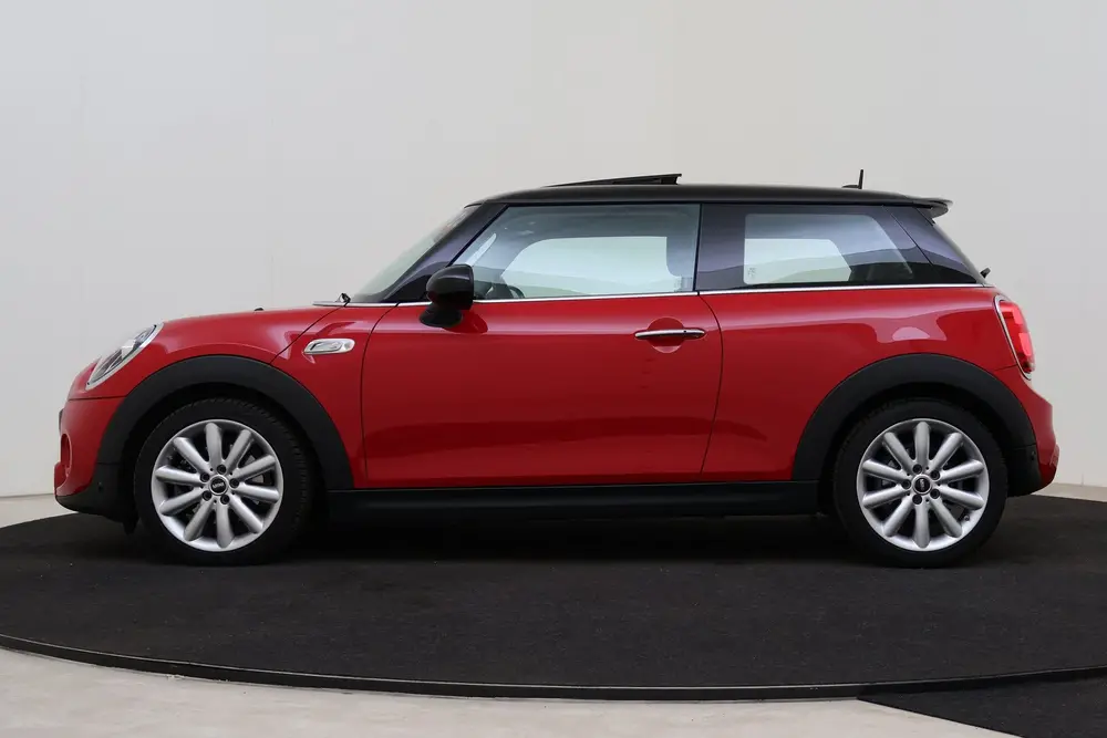 Mini Hatchback Cooper S Chili Automaat / Comfortstoelen / Mu uit 2019, foto 14