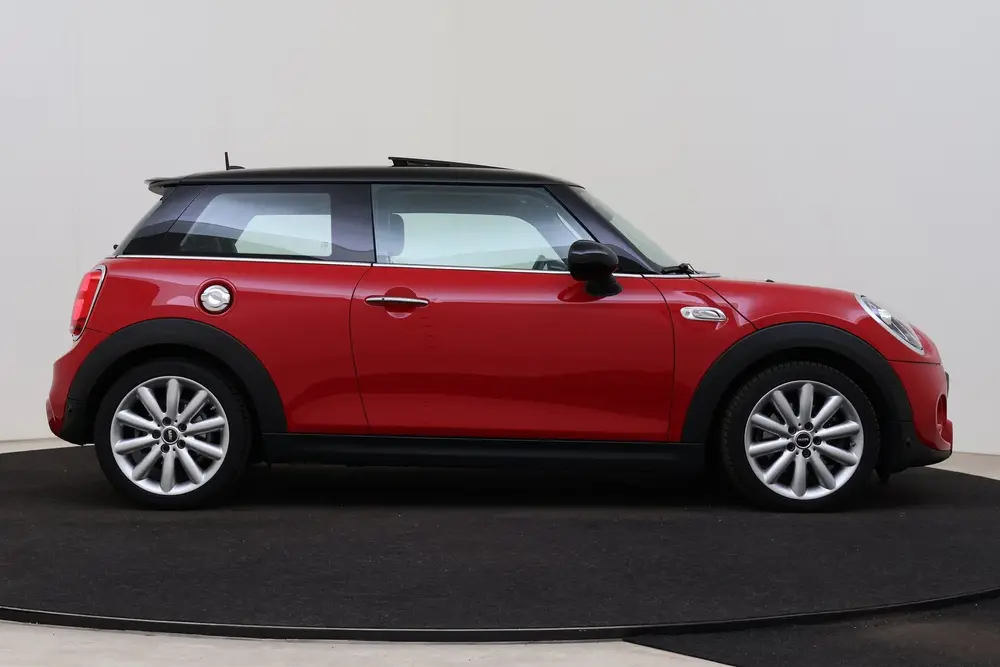 Mini Hatchback Cooper S Chili Automaat / Comfortstoelen / Mu uit 2019, foto 7