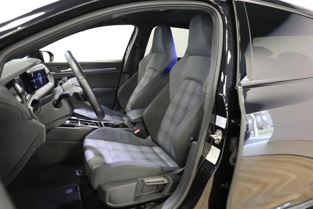 Volkswagen Golf 1.4 eHybrid GTE | Schuif- kanteldak | Head U uit 2022, foto 3
