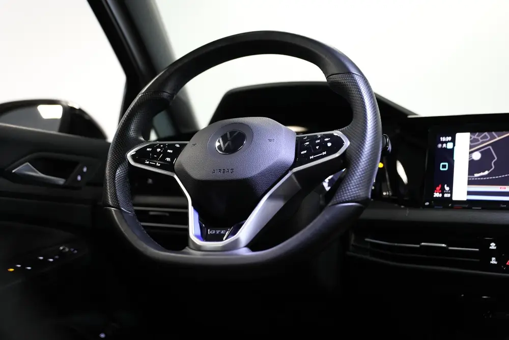 Volkswagen Golf 1.4 eHybrid GTE | Schuif- kanteldak | Head U uit 2022, foto 5