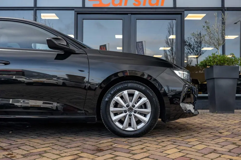 Opel Astra 1.2 Turbo Edition uit 2025, foto 8