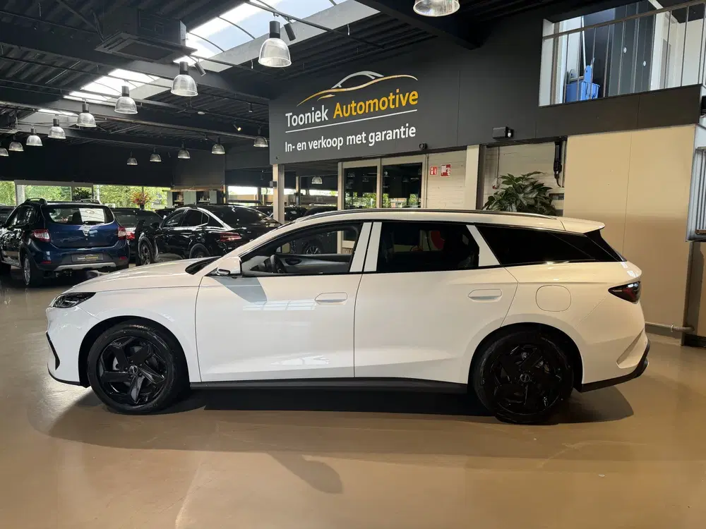 BYD Seal 6 1.5 DM-i PHEV uit 2026, foto 6
