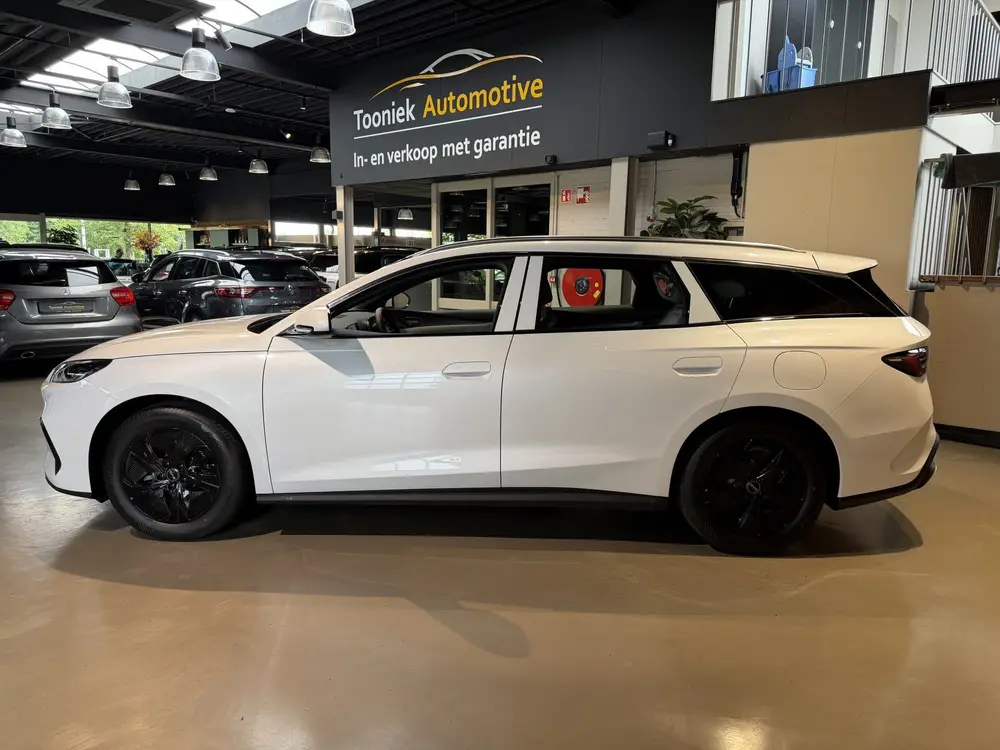 BYD Seal 6 1.5 DM-i PHEV uit 2026, foto 4