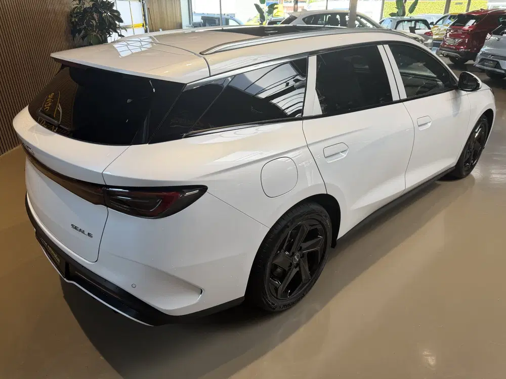 BYD Seal 6 1.5 DM-i COMFORT PHEV uit 2026, foto 3