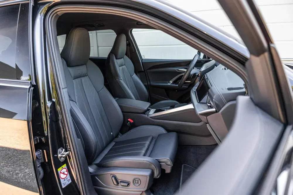 Audi Q5 2.0 e-hybrid 367pk Quattro S Edition Compe uit 2025, foto 14