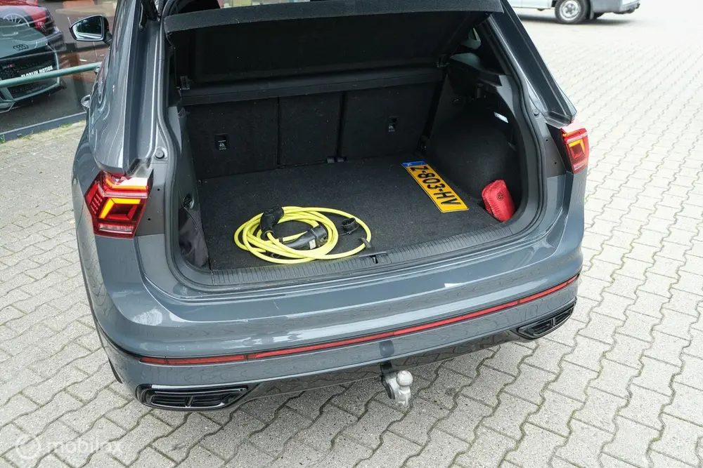 Volkswagen Tiguan 1.4 TSI eHybrid R-Line Business+ | Leder | uit 2022, foto 15