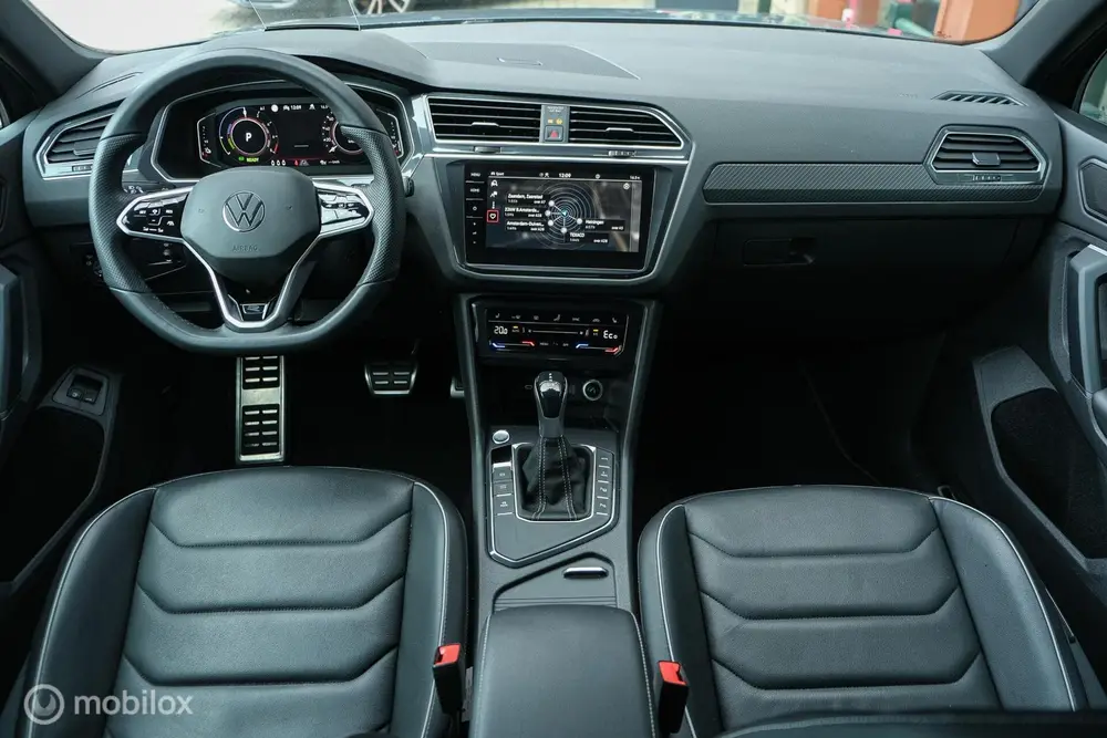 Volkswagen Tiguan 1.4 TSI eHybrid R-Line Business+ | Leder | uit 2022, foto 2