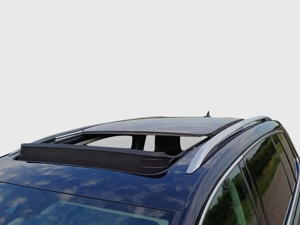 Volkswagen Touran 1.5 TSI Highline / Trekhaak / Panodak / Ca uit 2020, foto 14