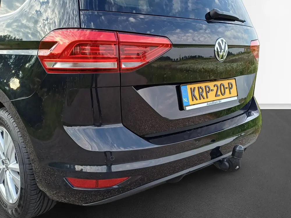Volkswagen Touran 1.5 TSI Highline / Trekhaak / Panodak / Ca uit 2020, foto 16