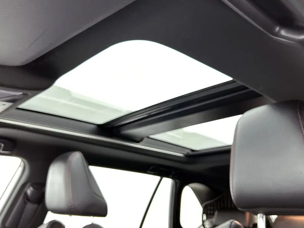 Toyota RAV 4 2.5 Plug-in Hybrid AWD Bi-Tone Plus uit 2022, foto 12
