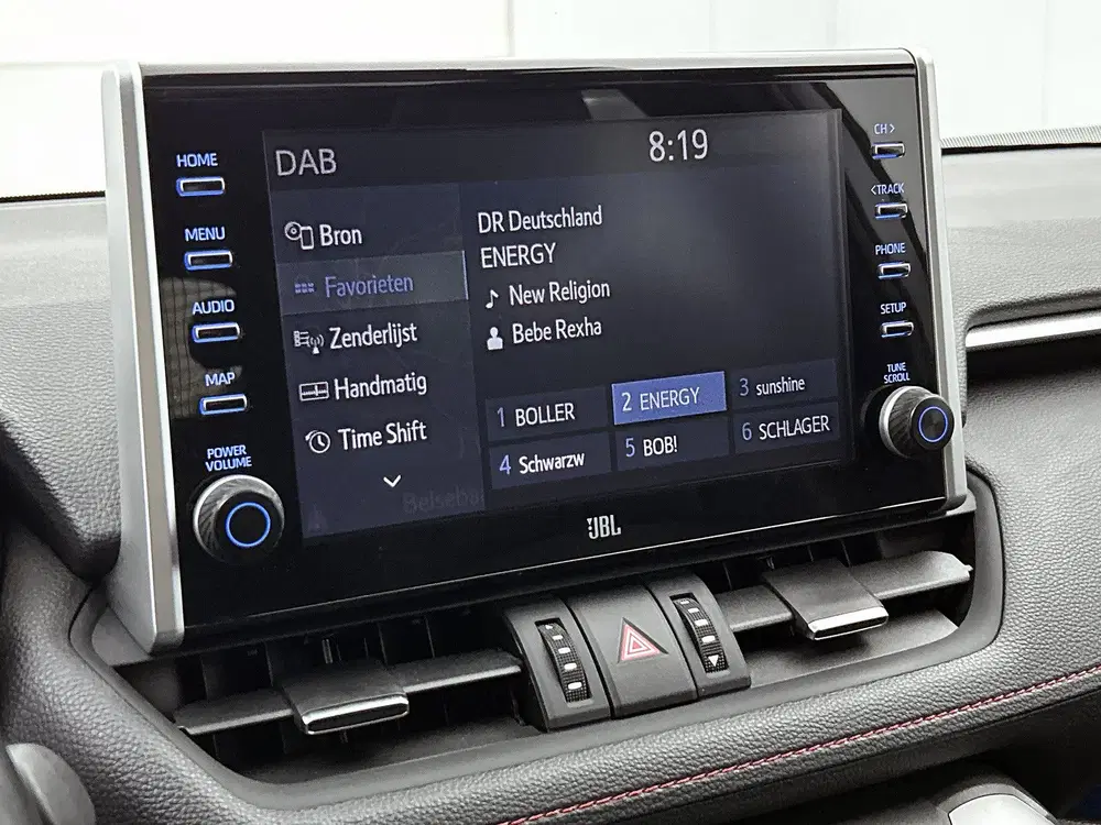 Toyota RAV 4 2.5 Plug-in Hybrid AWD Bi-Tone Plus uit 2022, foto 8